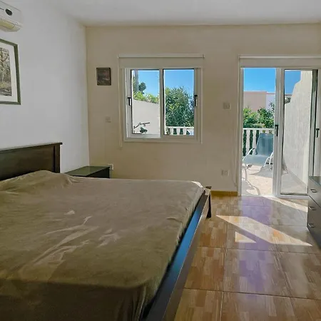 Apartman Town House, Garden, 2 Bedrooms, 2 Bathrooms *